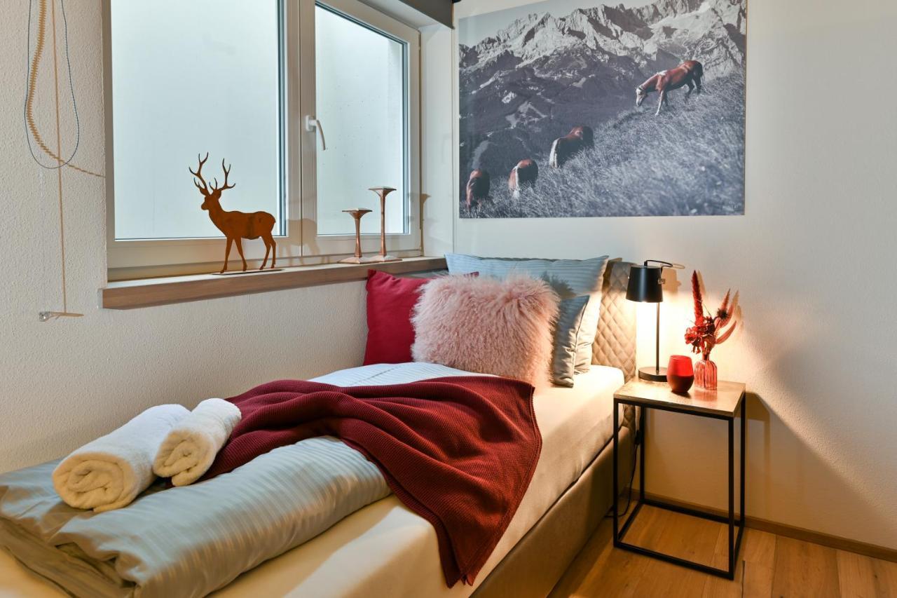 Boutique Chalets Alpi - Private Sauna & Cinema Garmisch-Partenkirchen Exterior photo